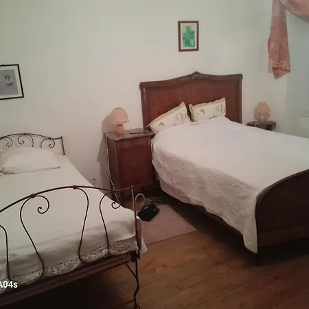 Bed & Breakfast La Tour Richelieu 3*