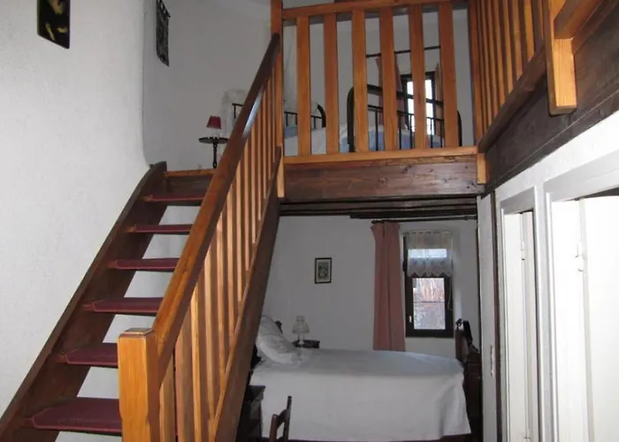 La Tour Richelieu 3* Les Martres-de-Veyre